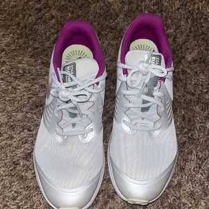 Nike Star Runner, size 6Y, only worn 5 times in the gym